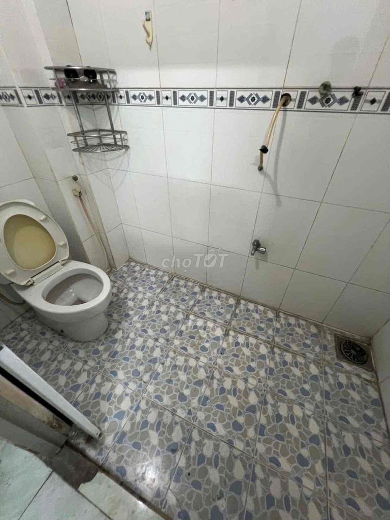 Low-prioring Văn Cao, Tân Phú.