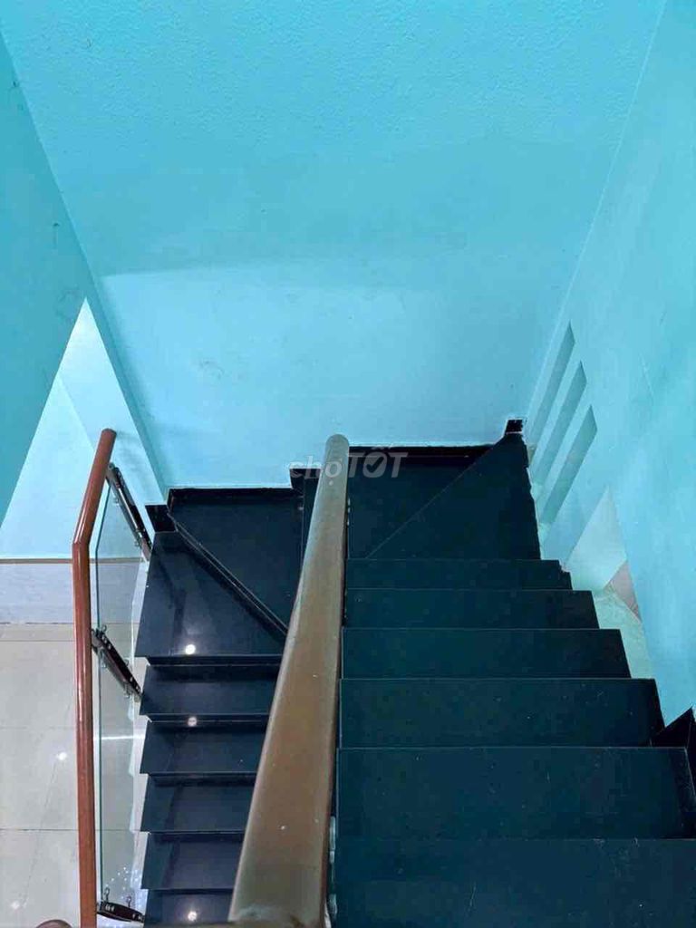 Rent the original house 1 .3rd street, Gò Vấp - 3 bedroom - 10 million a month