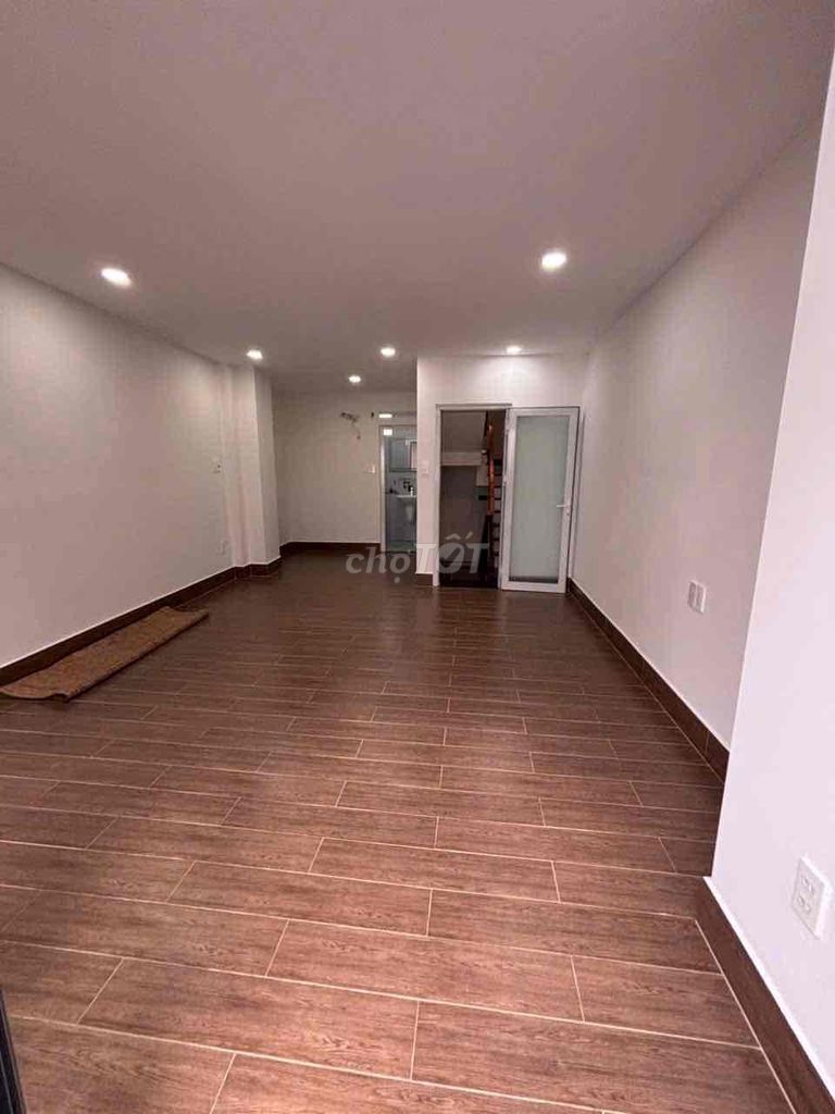 Rent a new house. Two bedrooms. Three Thống Nhất. 12 million.