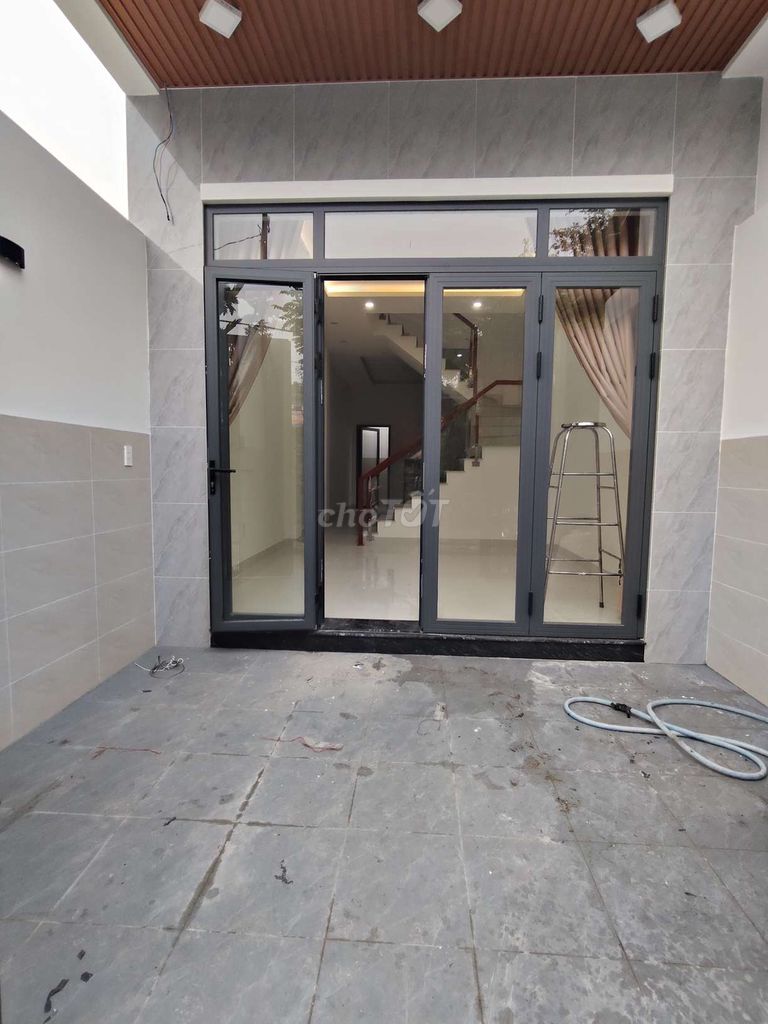 New home is 100% built, 1 st 1 floor 2 bedroom 2 by the Thủ Đức lead market