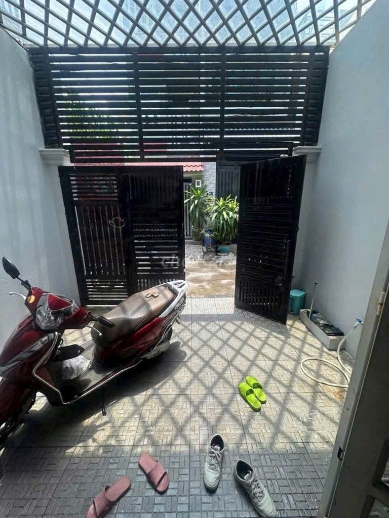 4 bedroom 3 toilets - next to the holy church - Linh Đông, Thủ Đức