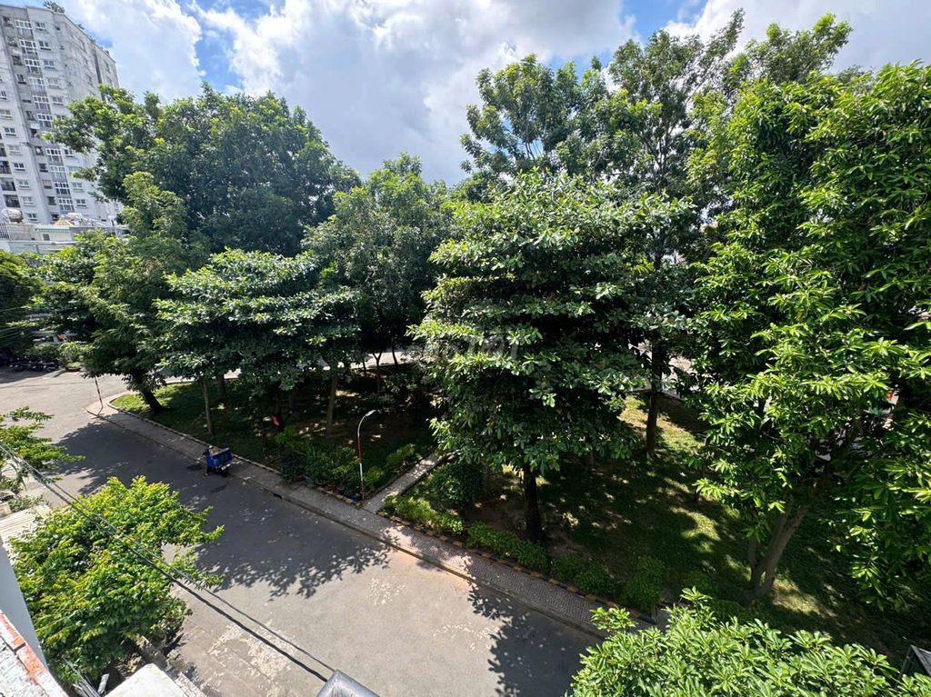 Rent an alley 8 M Cầu Xéo - Tân Phú