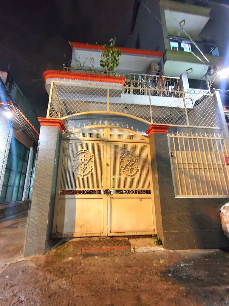 The Parking Carway.