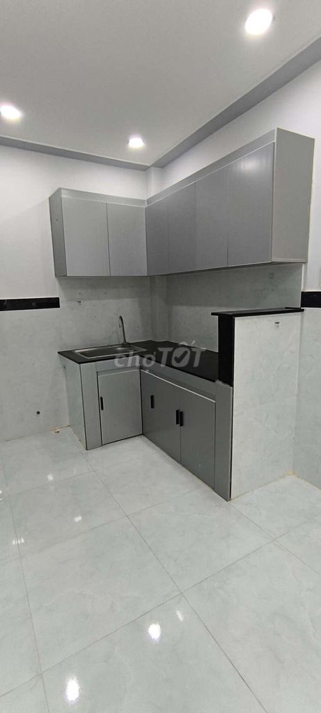 Three bedrooms. Two toilets near the Great City.