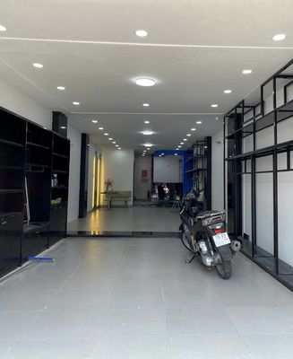 Rent the corner 2-139 B street Lê Văn Sỹ-7, District 3.