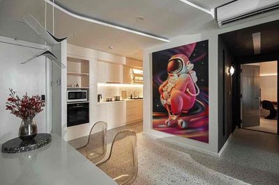 Two Feliz En Vista bedrooms full of beautiful furniture cost only 27 million a month. Ih 24/7