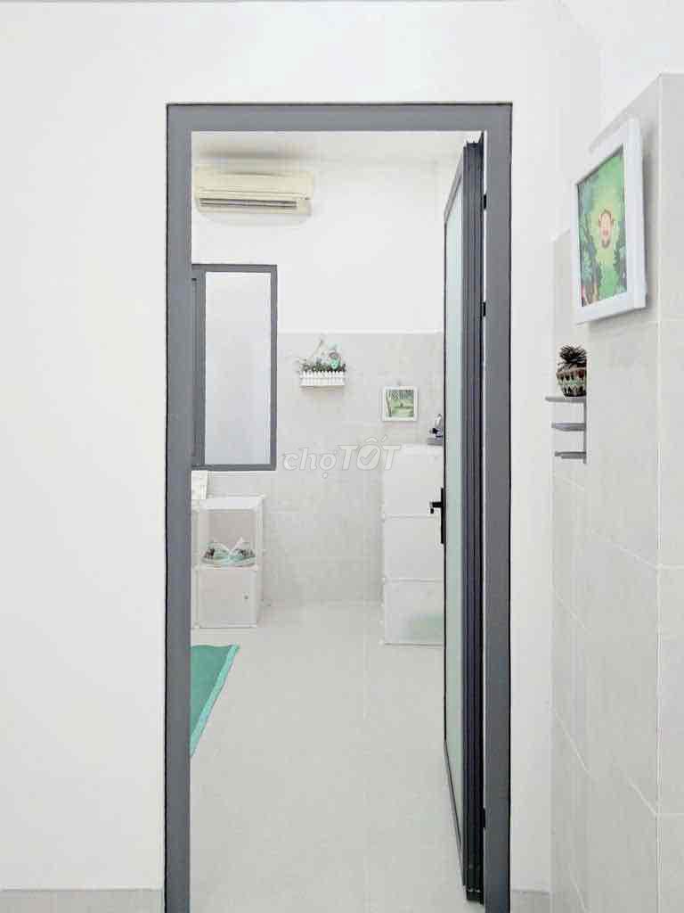Nhiêu Tứ Phú Nhuận integer