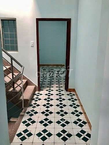 Renting Lê Ngã 8 bedrooms for 23 million.