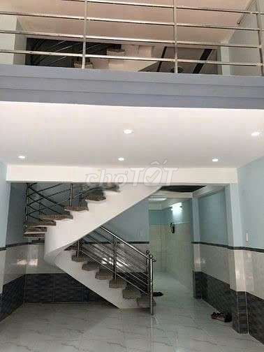 Renting Lê Ngã 8 bedrooms for 23 million.