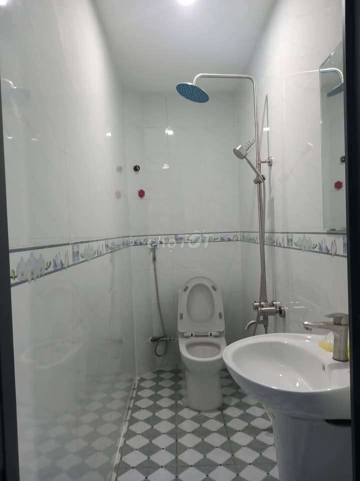New House 5 x 1 wipes 2 bedrooms 2 toilets