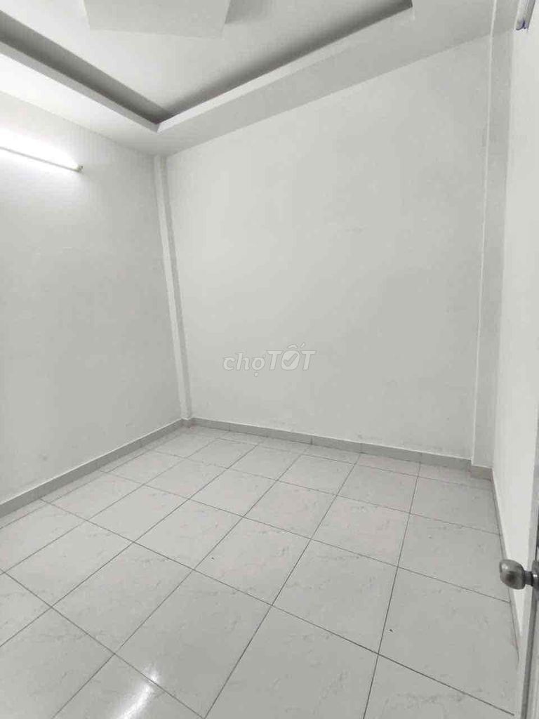 Renting the entire house of a 360-Phạm Hữu Lầu-Nhà Bè.
