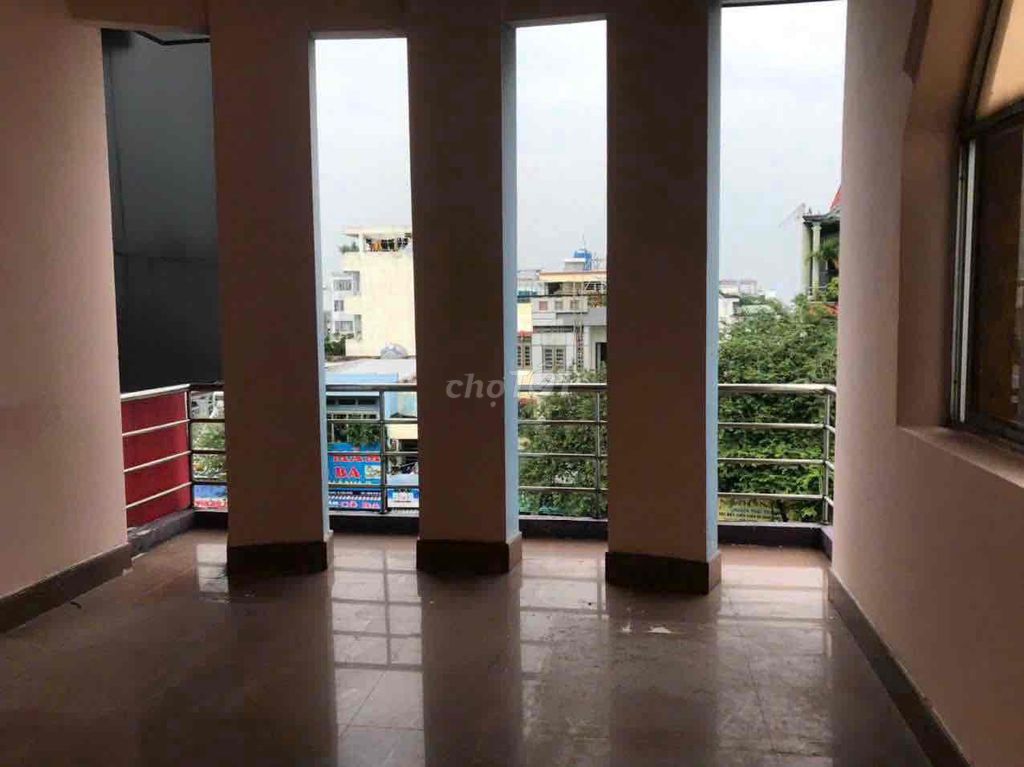 The three bedrooms are only 15 million.