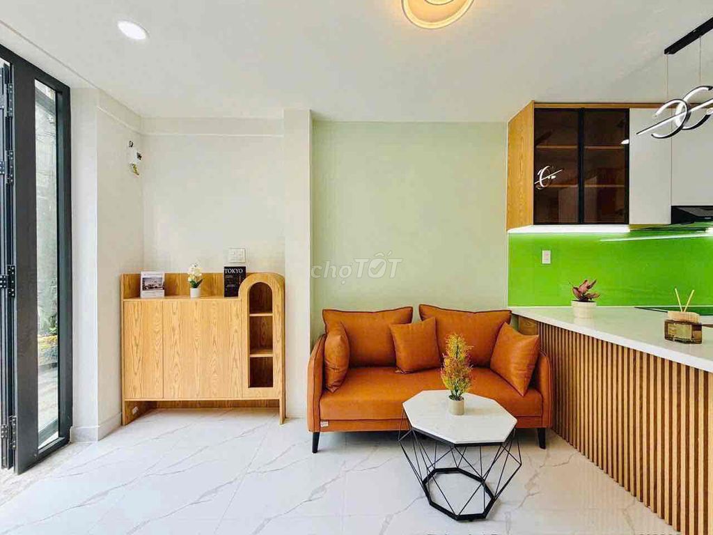 Rent the beautiful 3 bedrooms Full Phạm Văn Chiêu 12 million.