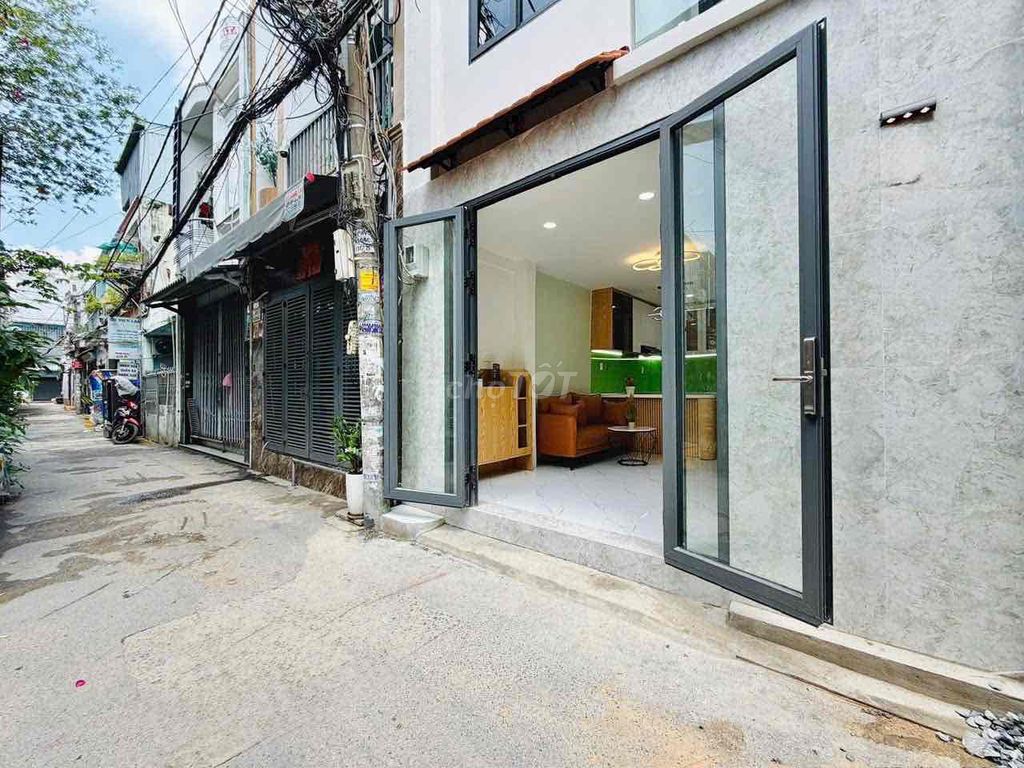 Rent the beautiful 3 bedrooms Full Phạm Văn Chiêu 12 million.