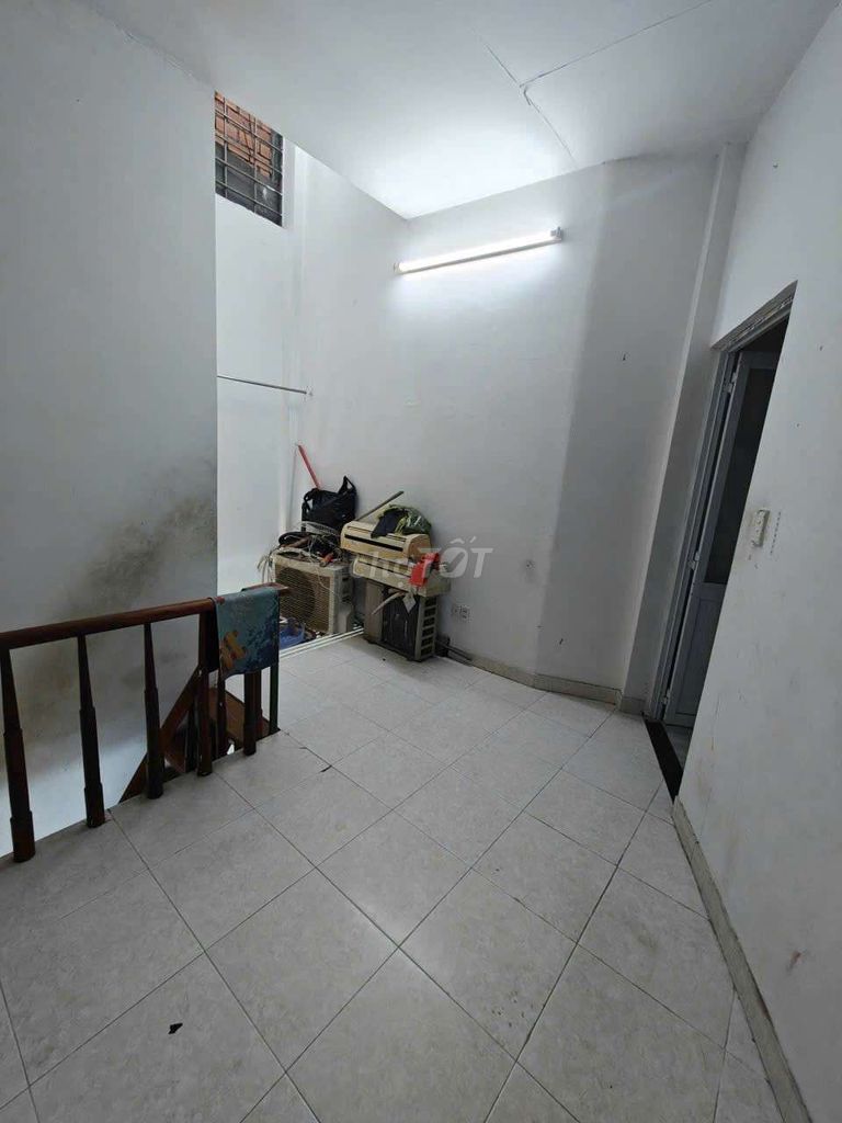The original, 412 meters, 2 bedrooms 2 Nguyễn Oanh-717.