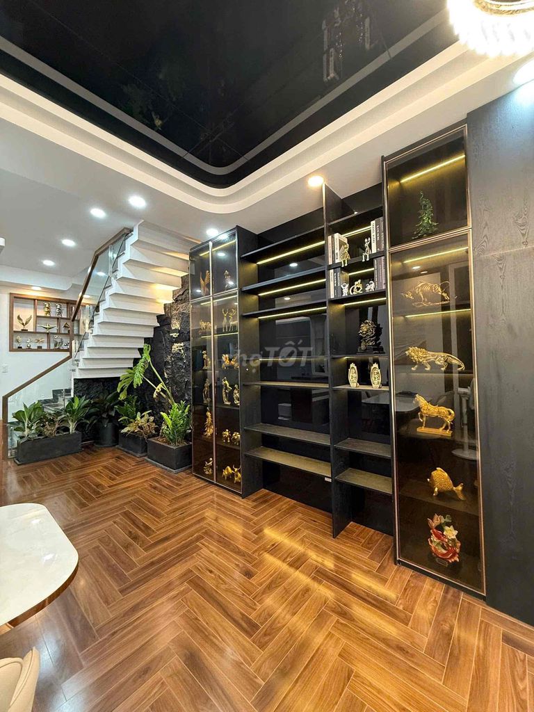 4th grade Nguyễn Duy Trinh interior bedroom