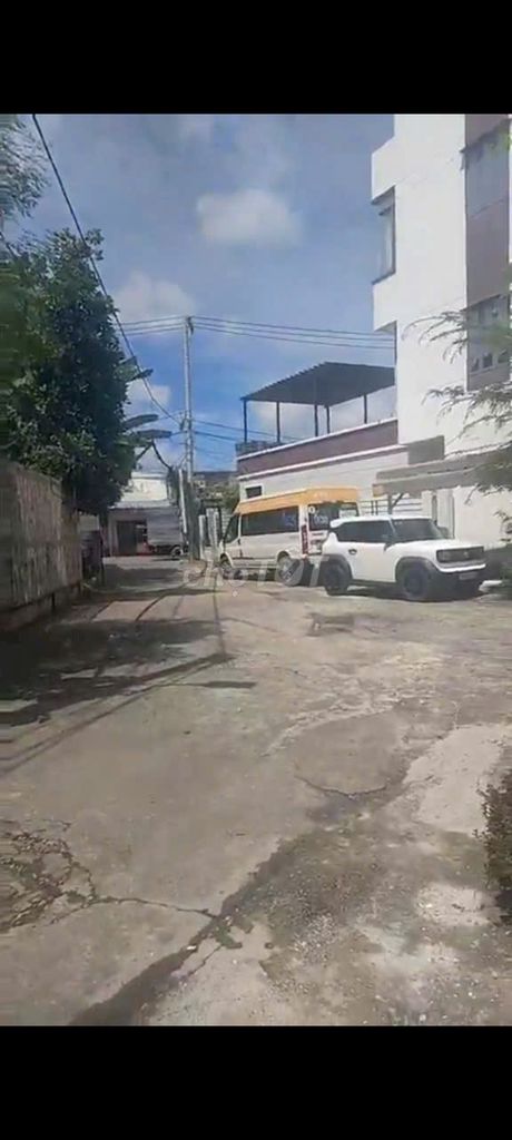 Two bedrooms, big yard, Nguyễn Thị Định.