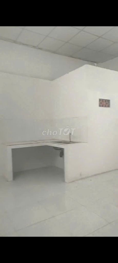 Two bedrooms, big yard, Nguyễn Thị Định.