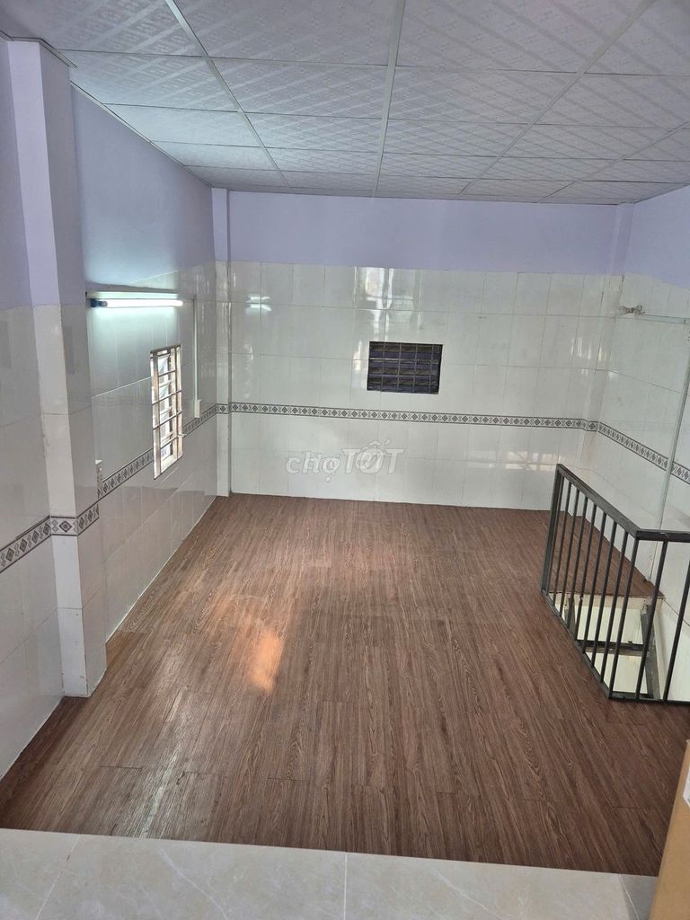 Two Phạm Văn Chiêu bedrooms, Gò Vấp 01 0130 m2 01:5.8 million a month.