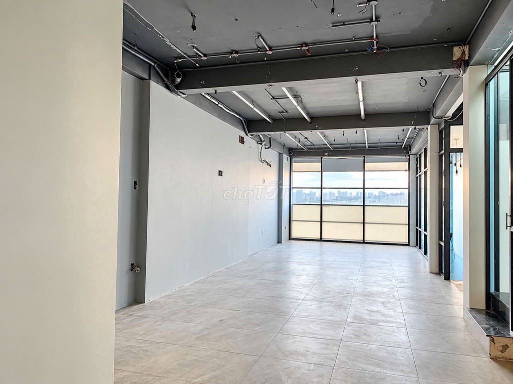 Rent a cash house Phạm Hùng area 5.5 x 18 – 1 Mt. 3rd floor 40 million