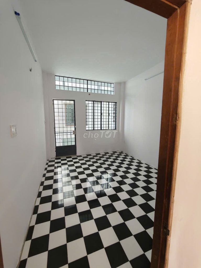 Phú Nhuận rare-- car alley-- 100 percent new house.