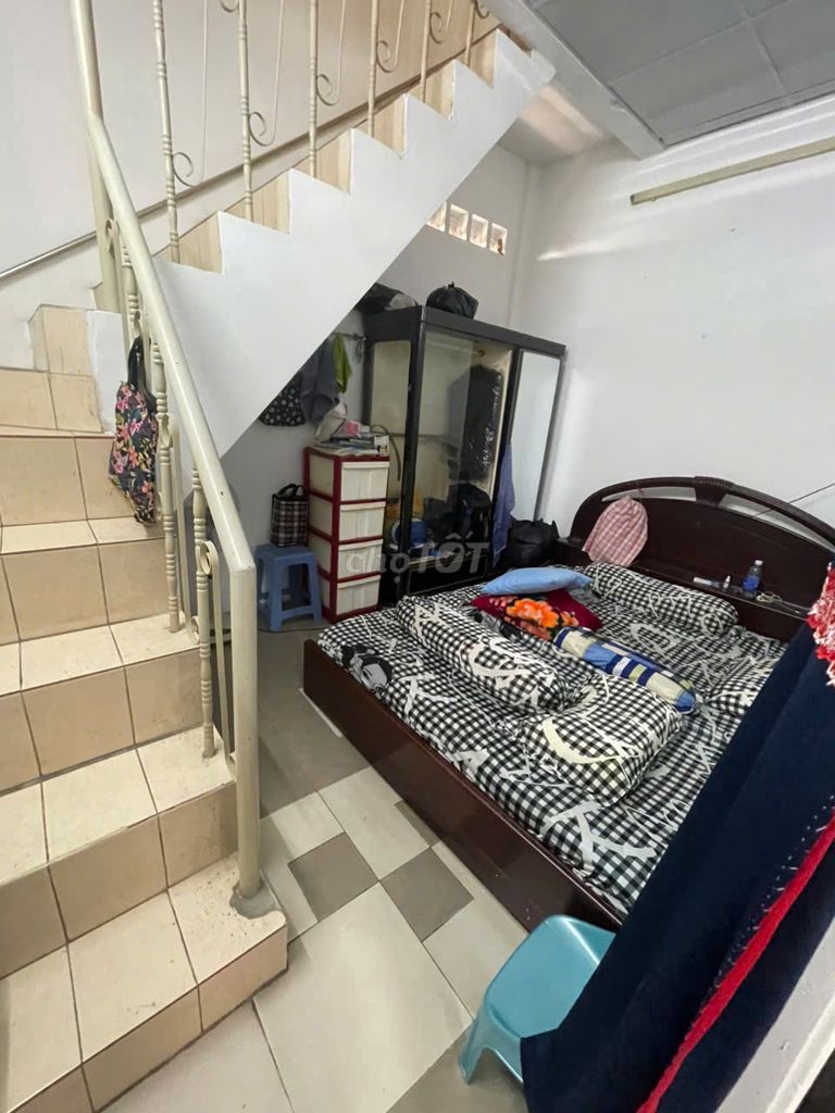 Rent Ngô Tất Tố, P. West American, 4 x 9 meters, 1 floor, 2 room, 1 toilet, 12 million