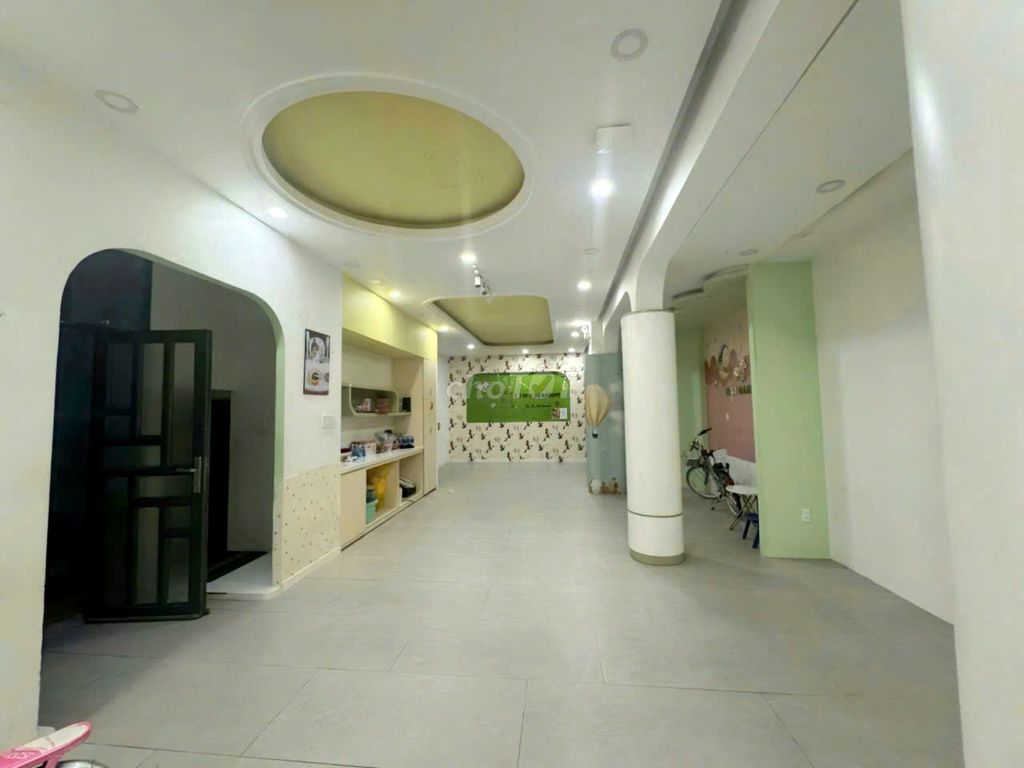 Need to rent a cash house at 7 m. 266 A Đồng Đen-7.QTân Bình.