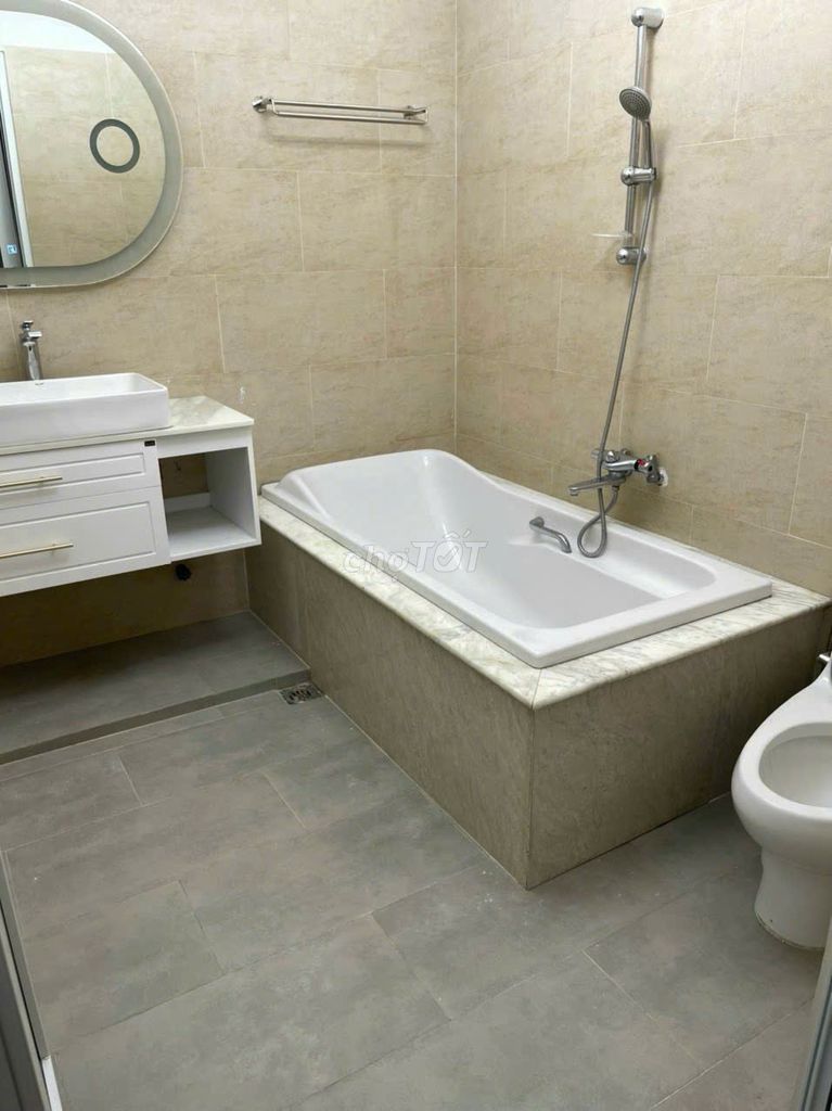 Rent a new apartment to the 116/3-A Bành Văn Trân, 7th District Tân Bình.