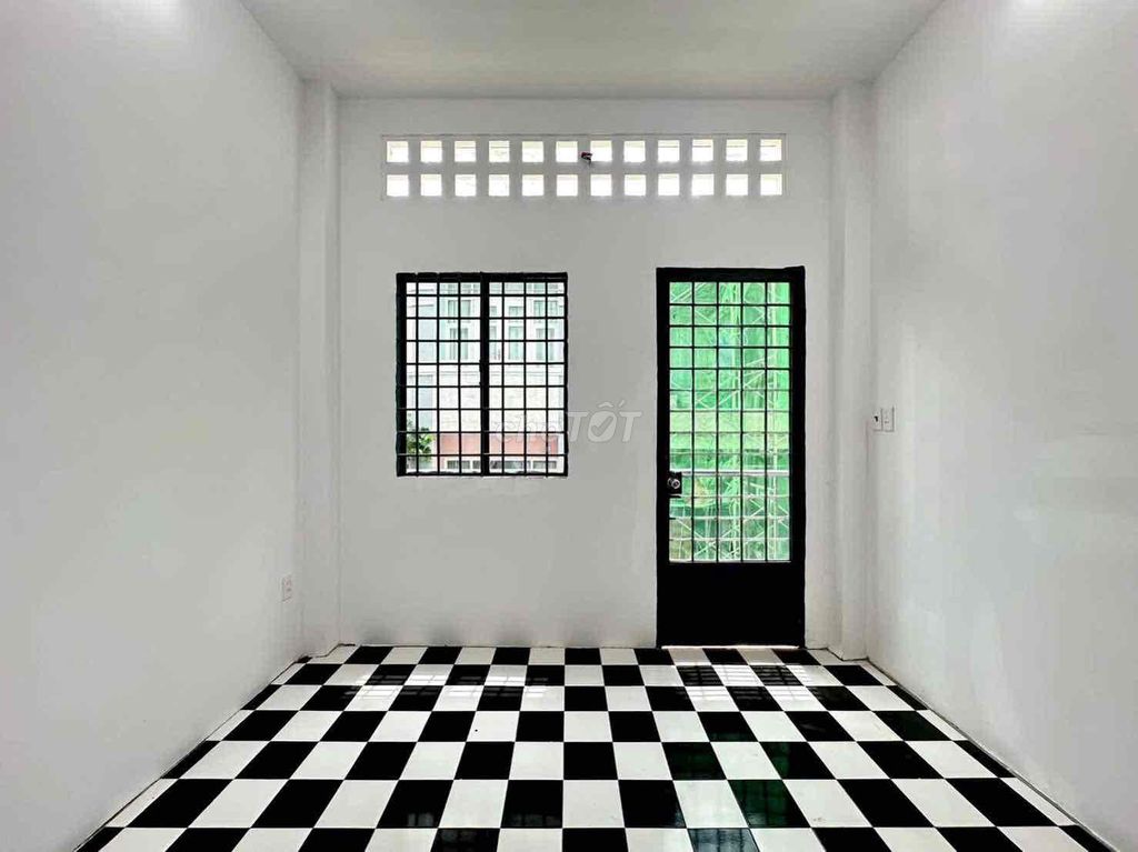 New house-- pxl, fine bid Kv, 1 MM 2th floor, 4 P. Sleep 3 toilets and KAOS Ok