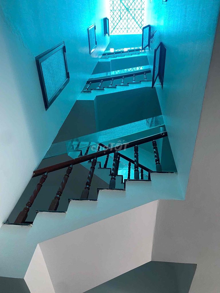 5 x 20 M - the Tên Lửa shower area - 6 toilets - near aeon mall 20 million