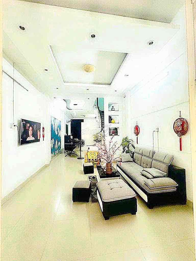 Rent a nice new house on Số 8 Bình Tân