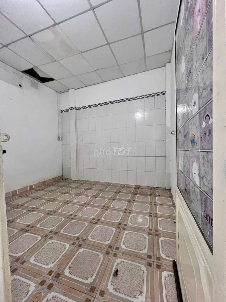 Hire 5 x 18 alley 184 Lê Đình Cẩn