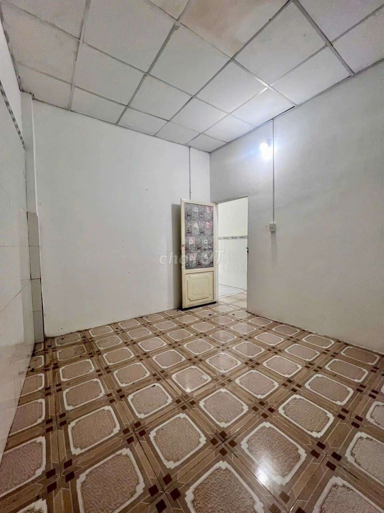 Hire 5 x 18 alley 184 Lê Đình Cẩn