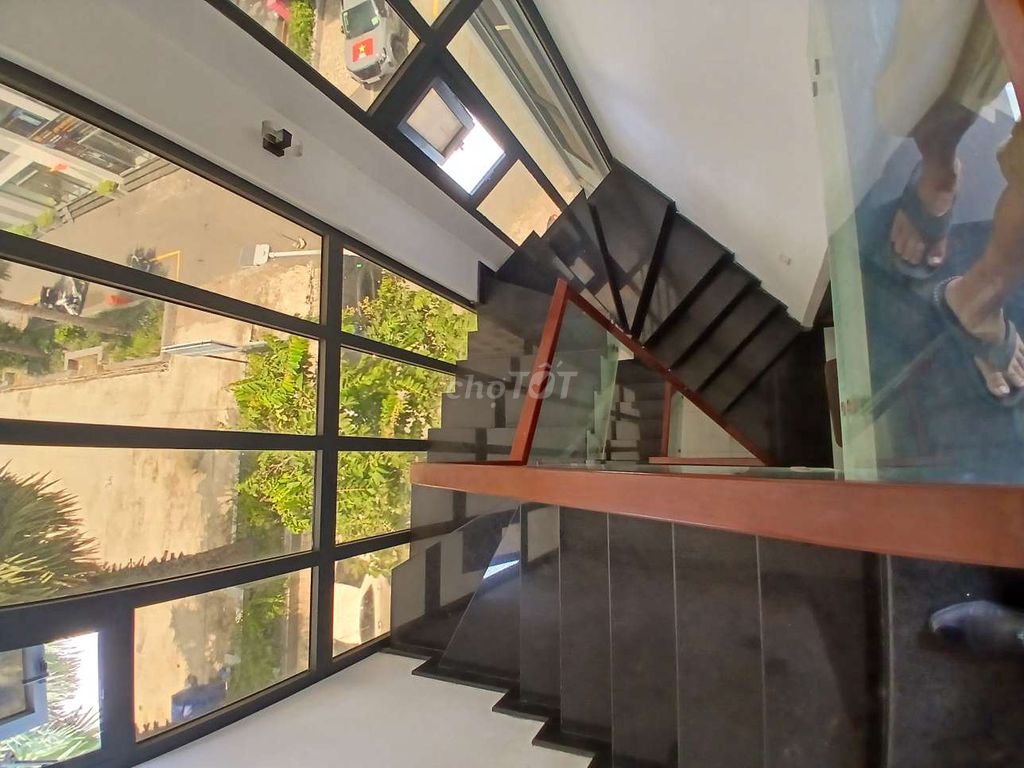 Rent elevator 38 ha-four floors- 6-18 M-Tân Thới Nhất District 12