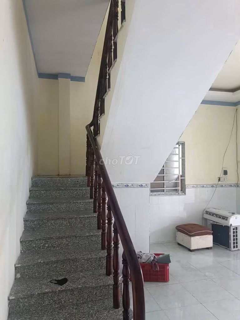 The House of Tell rents, Fungg, Oil Queen One, 6 million a month
