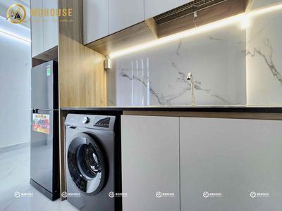 The service apartment is breaking balconies, a 100 percent new washing machine right up to aeon tp