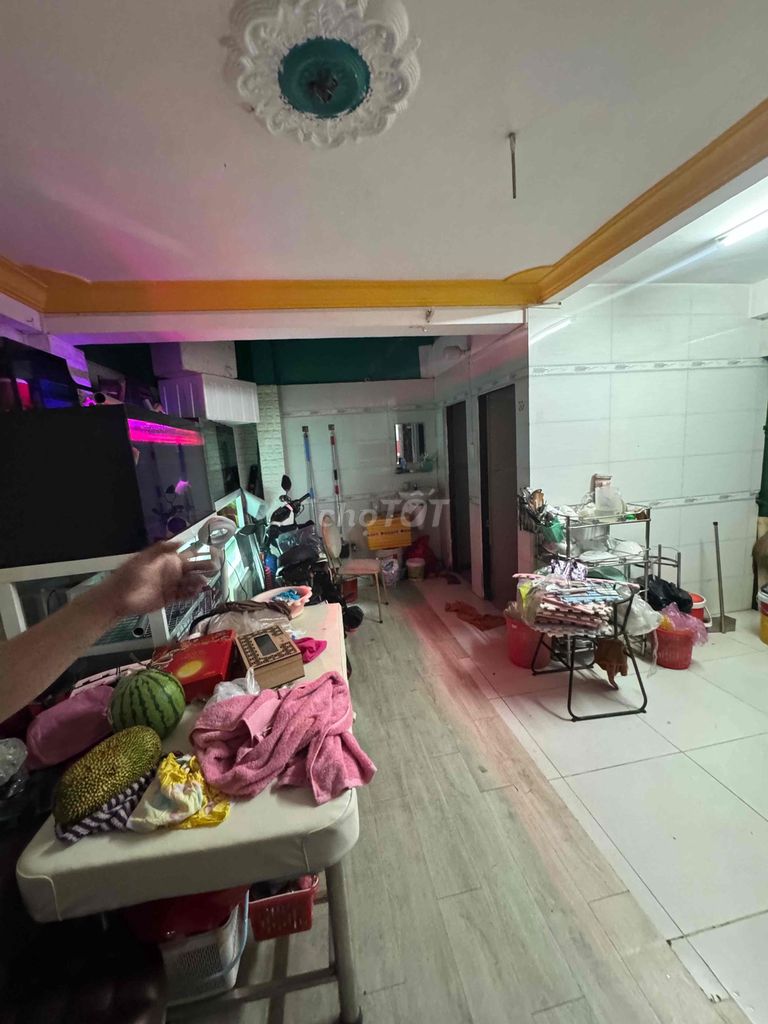 Rent a corner two block 549/long script path