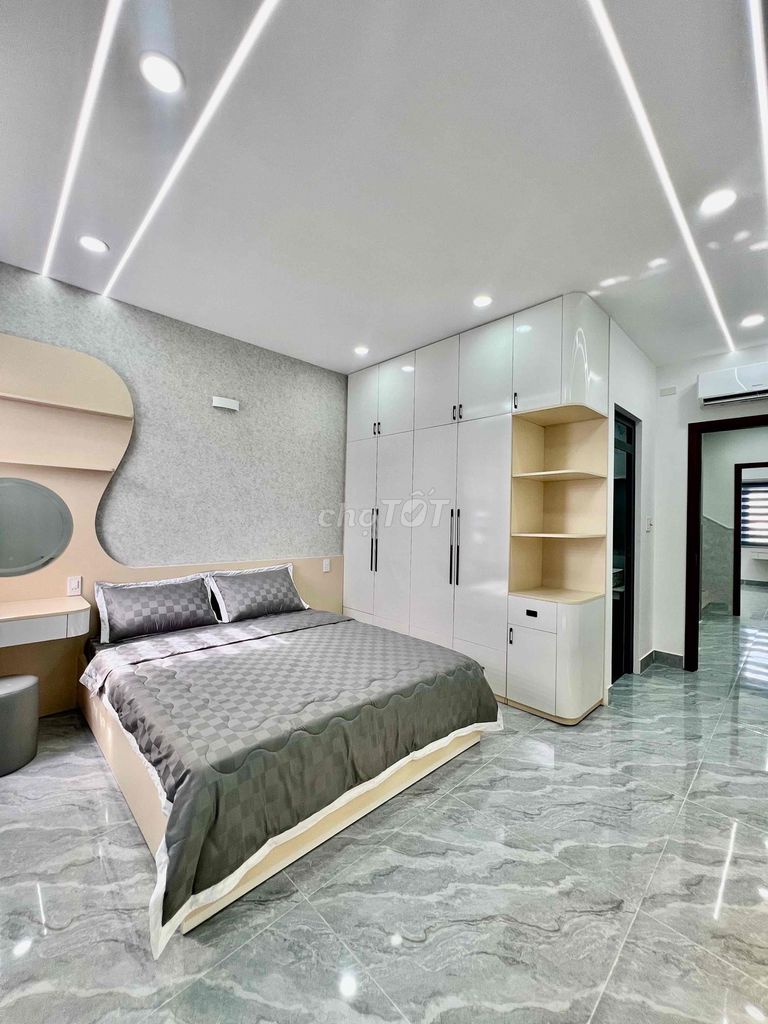 Rent FUll House, area 250 meters 1 .1 .1 .1 .1 .5 floor bedroom 6 toilets