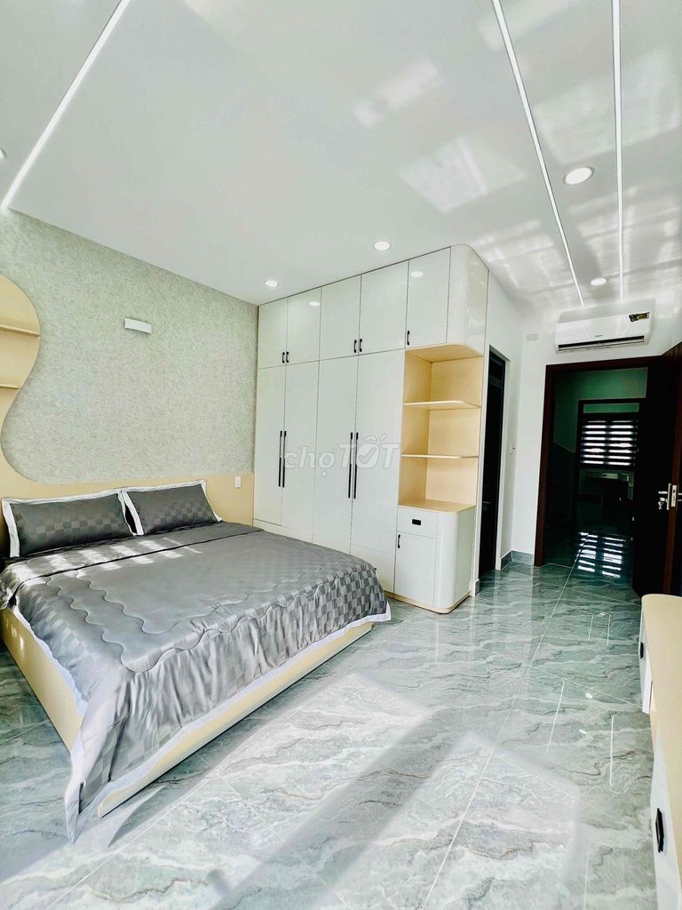 Rent FUll House, area 250 meters 1 .1 .1 .1 .1 .5 floor bedroom 6 toilets