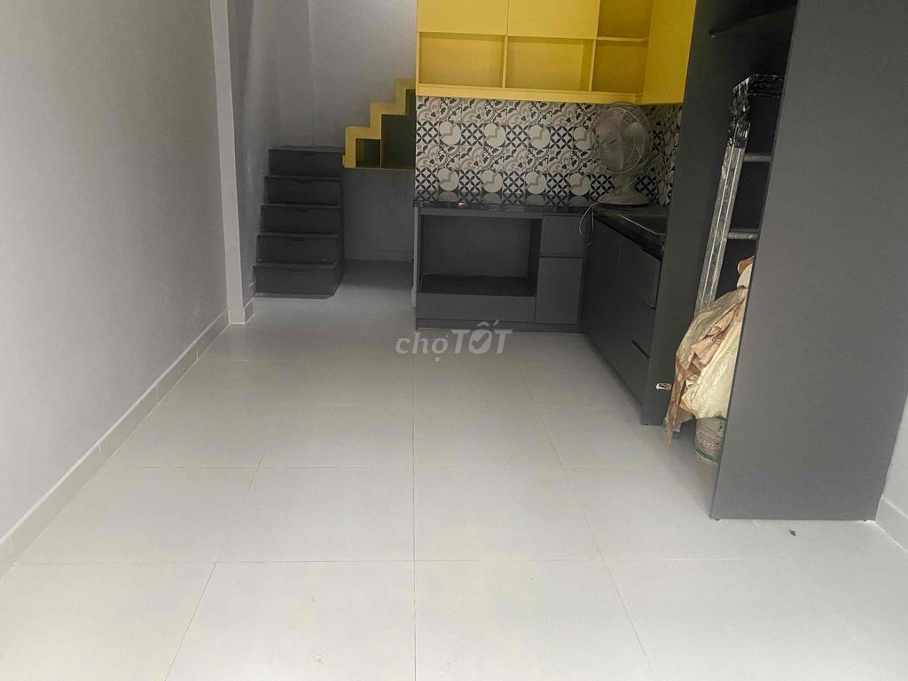 Rent 3 x 8. Phạm Văn Chiêu line