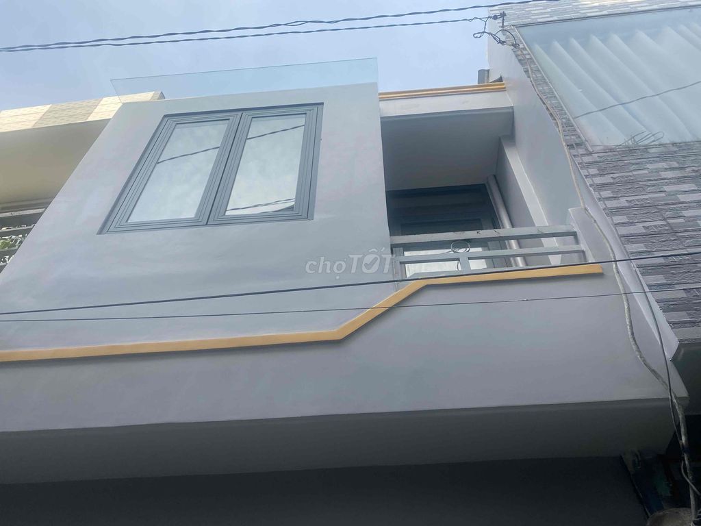Rent 3 x 8. Phạm Văn Chiêu line