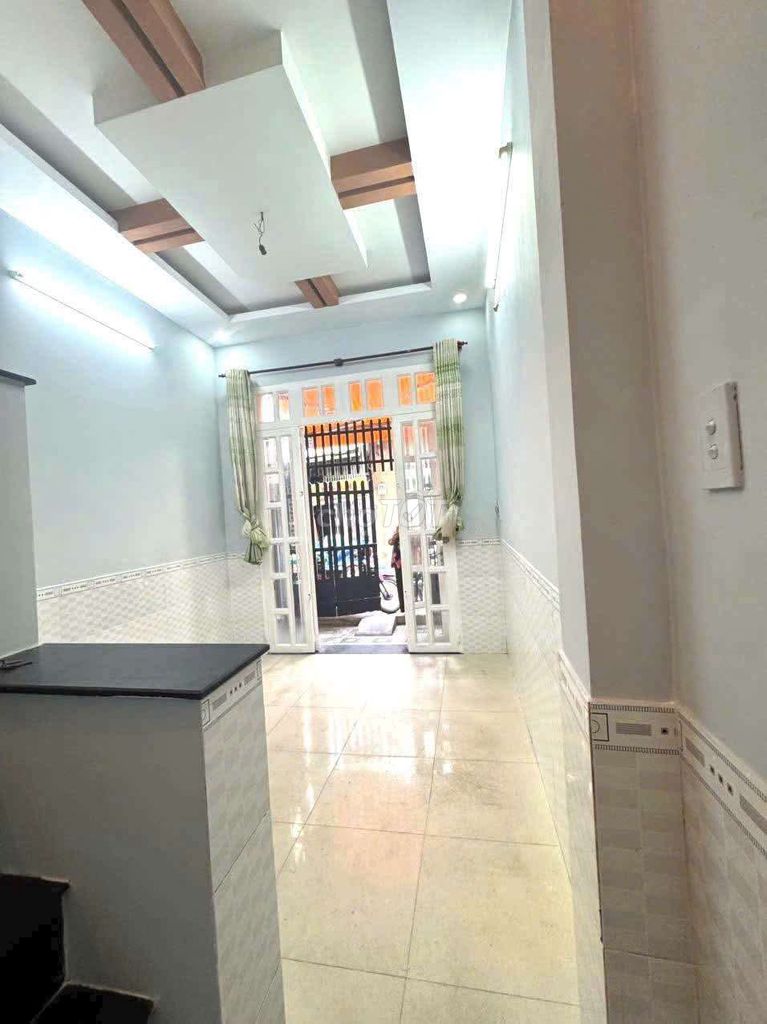 413/ Lê Văn Quới.3. 4 bedrooms... 8.5 million.