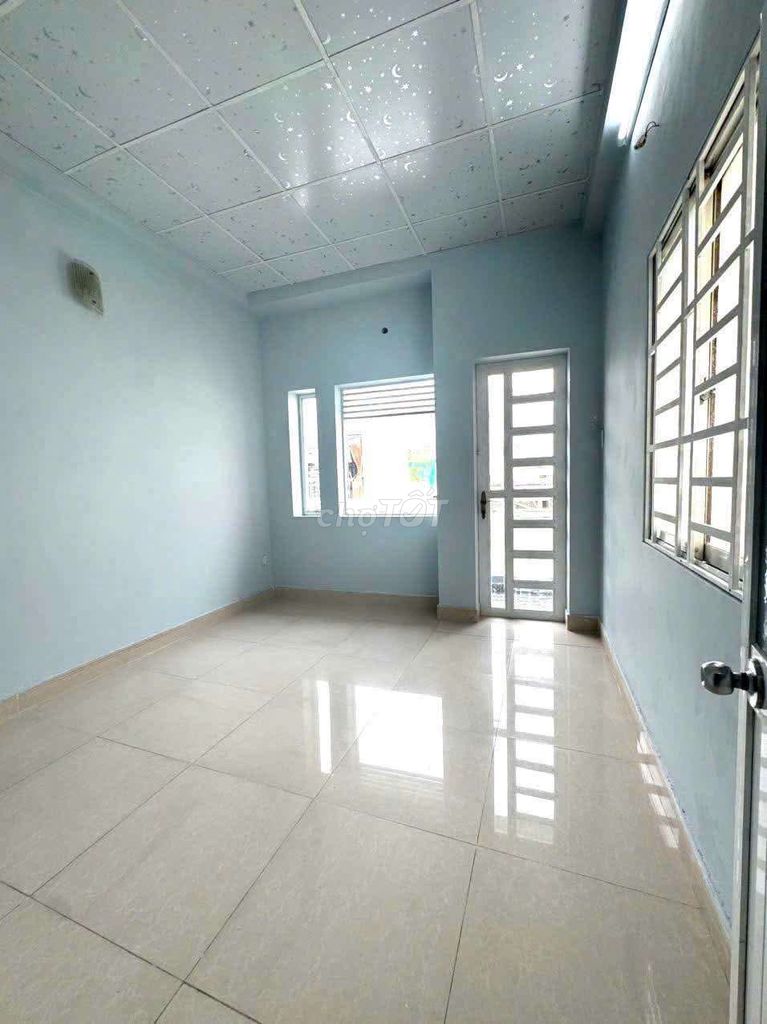413/ Lê Văn Quới.3. 4 bedrooms... 8.5 million.