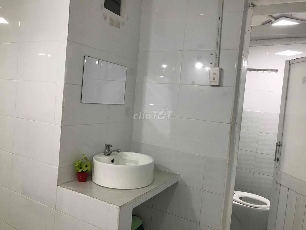Rent a Phạm Hùng, Bình Hưng, Bình Chánh.