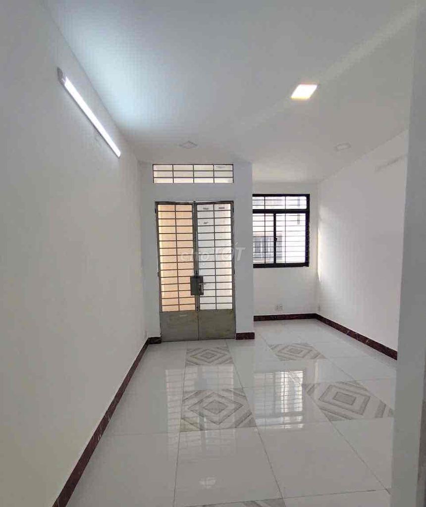 Rent a business cash house-- Vĩnh Viễn District 10 - 5 floors.