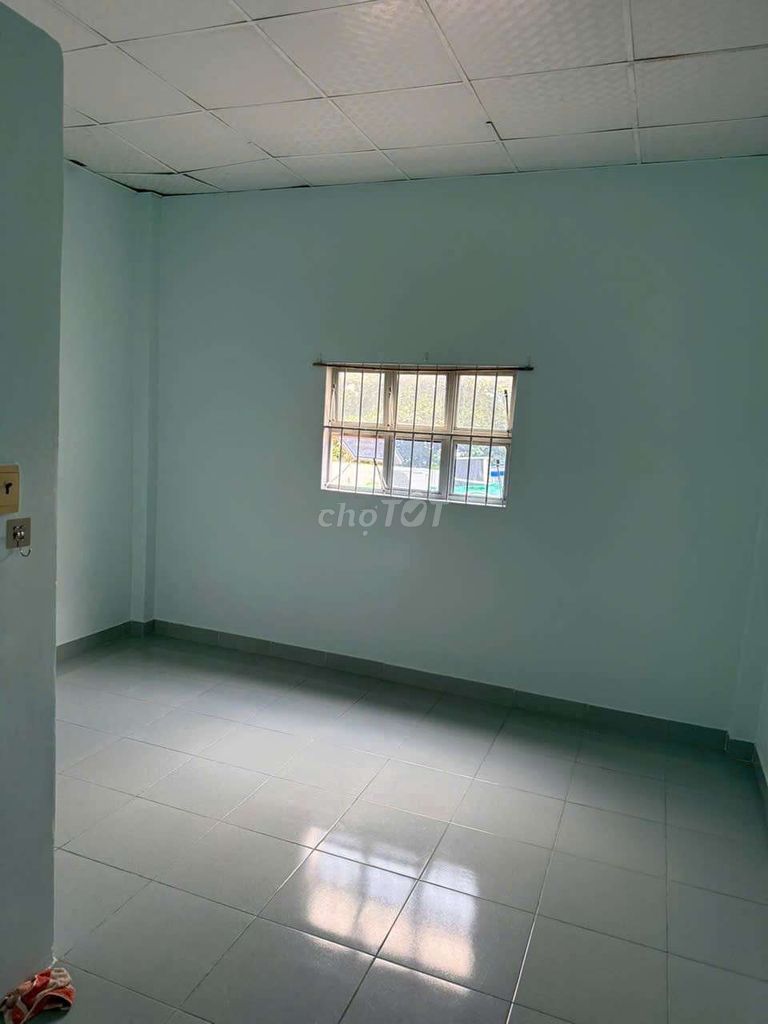 Rent house. 4 District 8