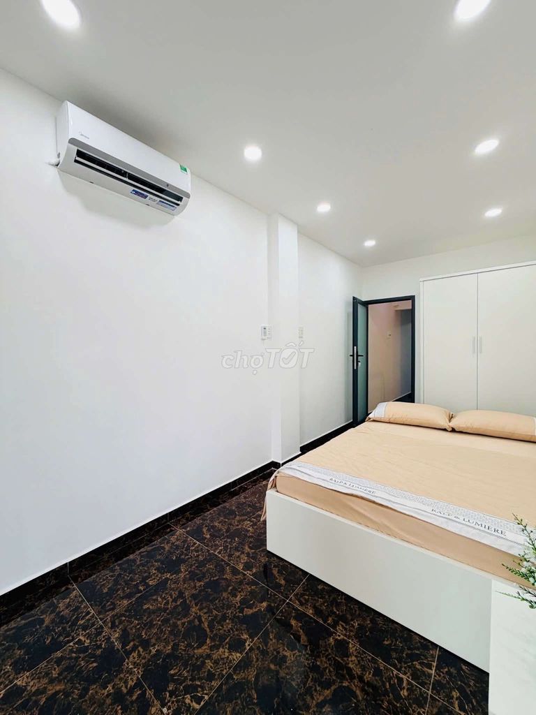 The Quang Trung front house has just built a full interior of KAOS, every profession.