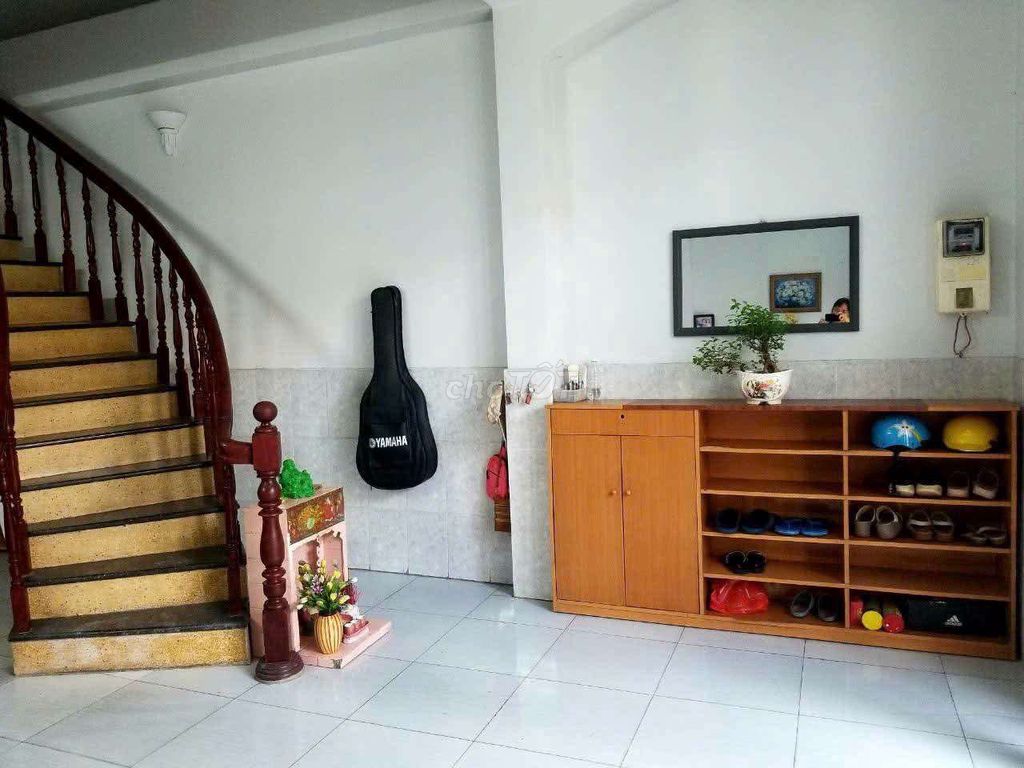 3rd floor floor bedroom 3 toilet area 5 x 20 meters Nguyễn Thị Thập alley