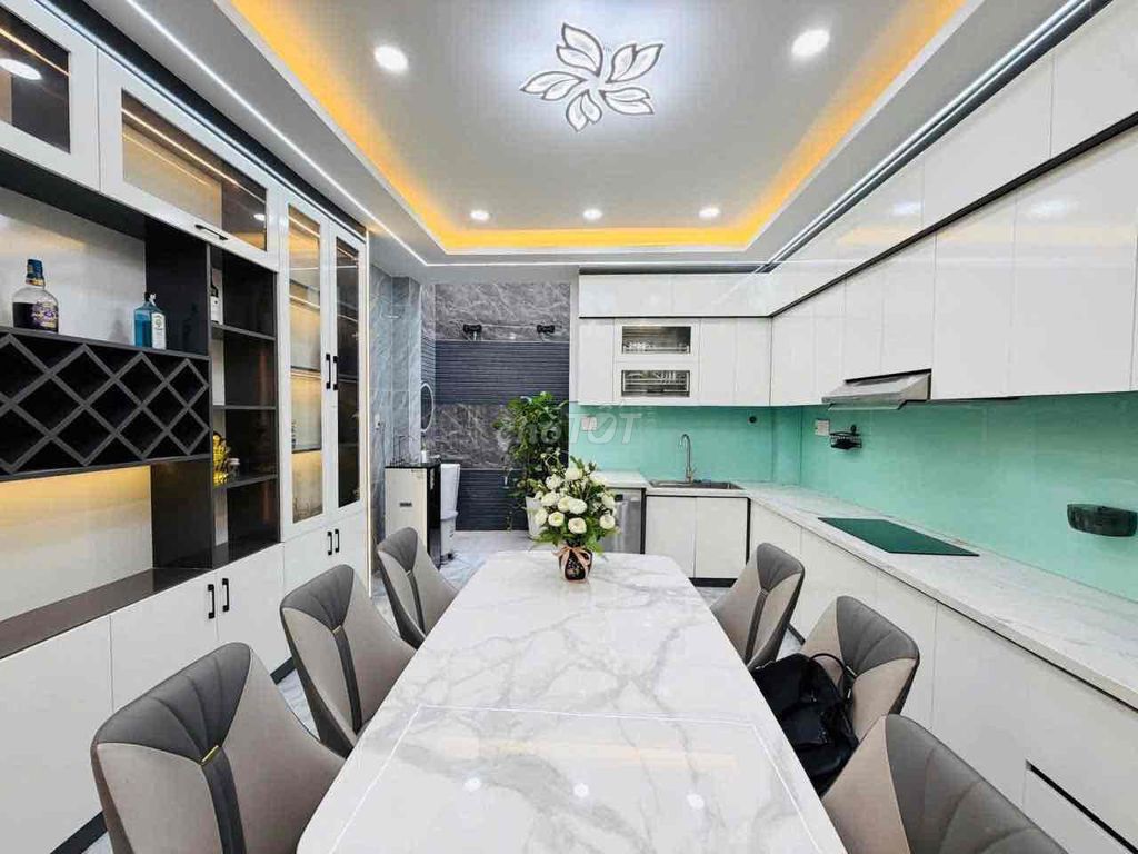 Nice place Trường Chinh_4 stories, 5 p sleeping- 10 meters block block