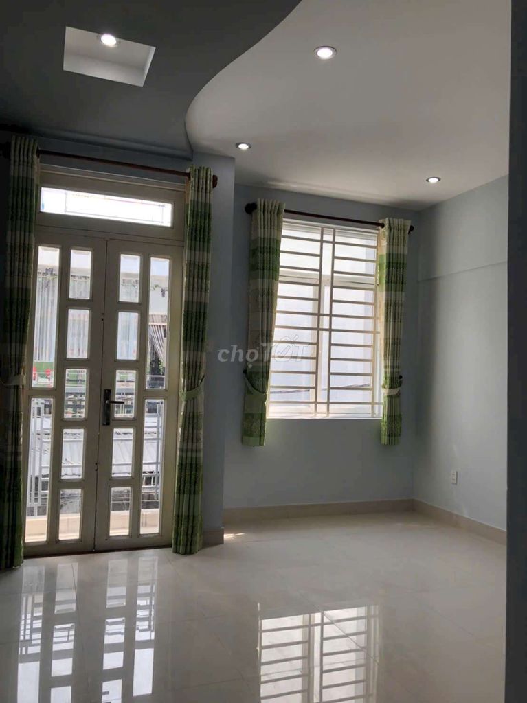 Two-story rent, four bedrooms, four toilets, 6 Hương Lộ 2 alley. close to four